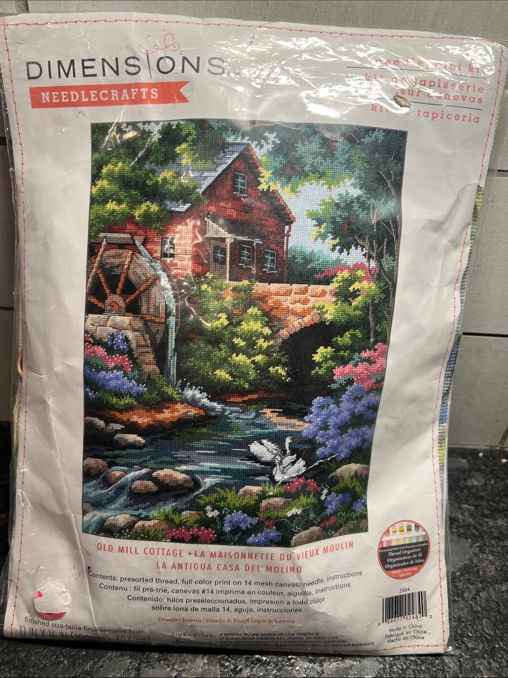 Vintage DIMENSIONS’Old Mill Cottage' Needlepoint Kit. Exc condition